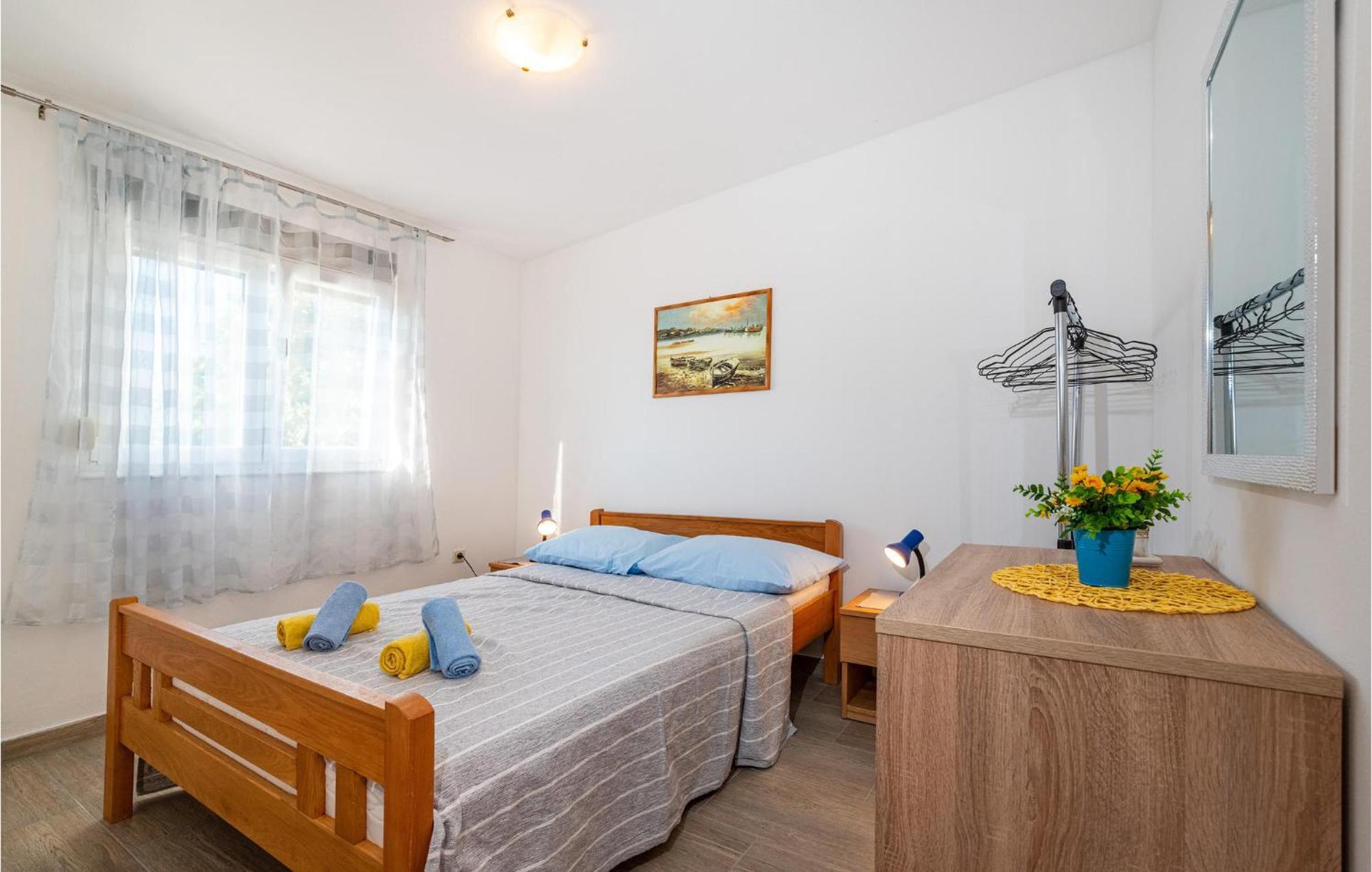 Beautiful Home In Rovanjska With Wifi 외부 사진