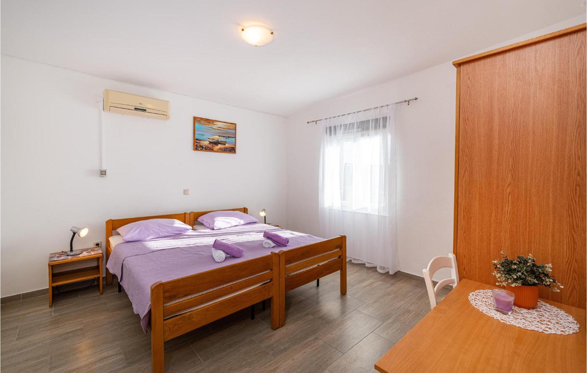 Beautiful Home In Rovanjska With Wifi 외부 사진